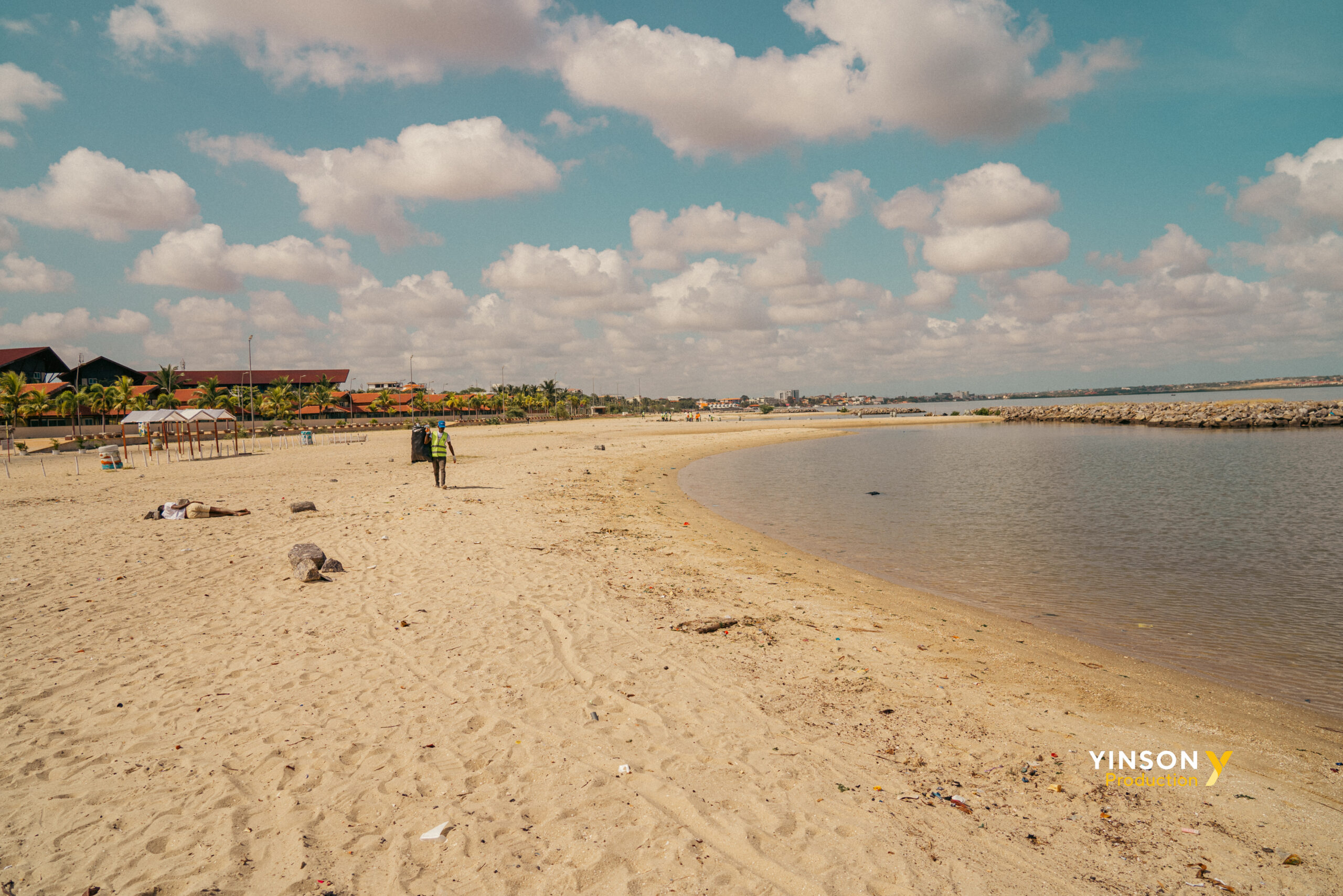Yinson-Production-Angola-Champions-Beach-Clean-Up-as-Part-ofWaves-of-Change-Initiative-8