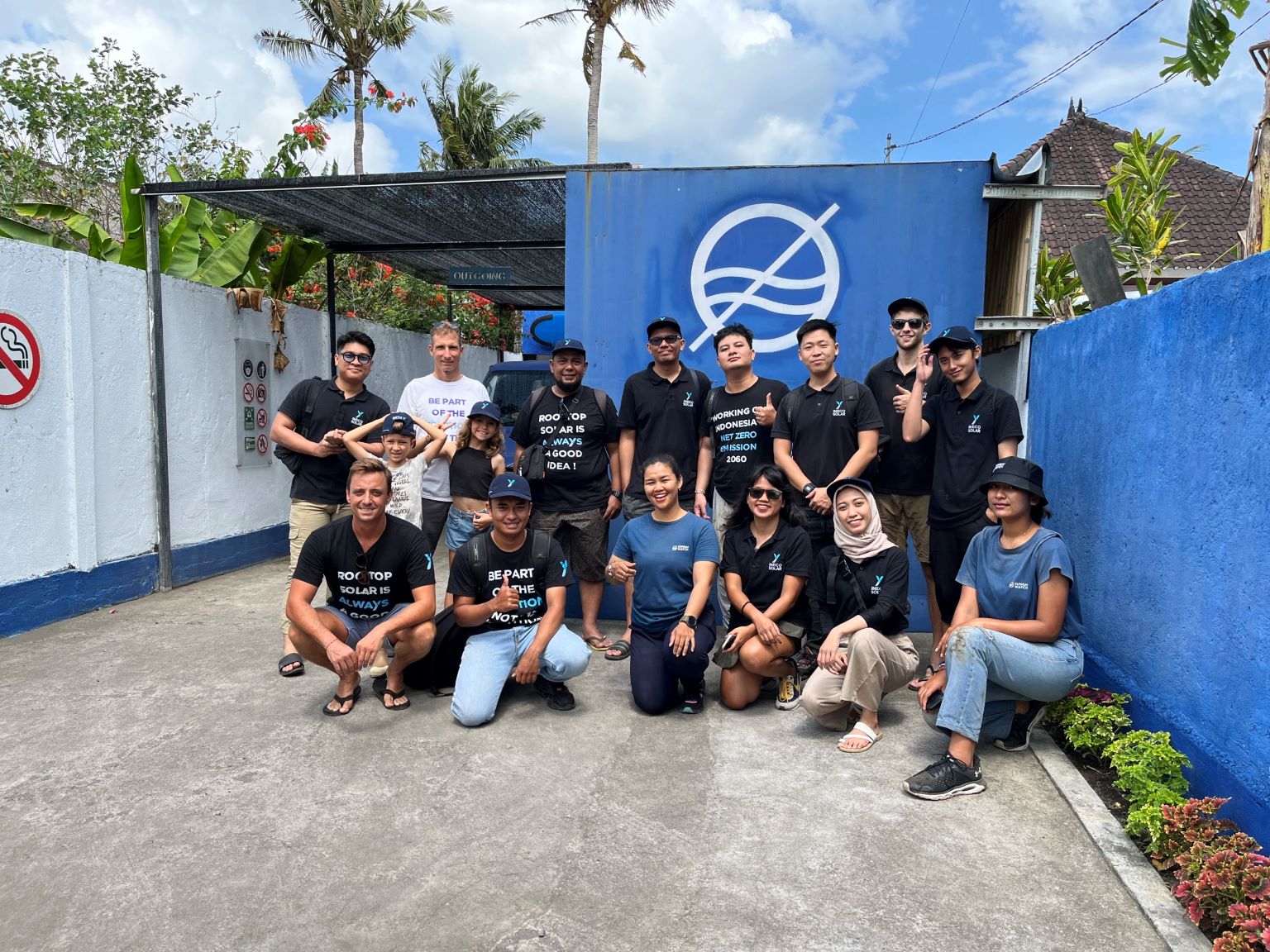 Inecosolar-participates-in-conservation-efforts-to-protect-waters-and-reefs-in-Bali